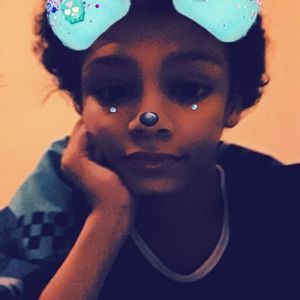 Meet your Posher, Damia